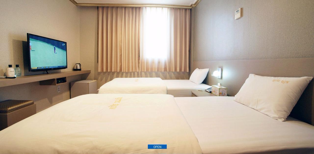 Hotel Raum Jeju Exterior foto